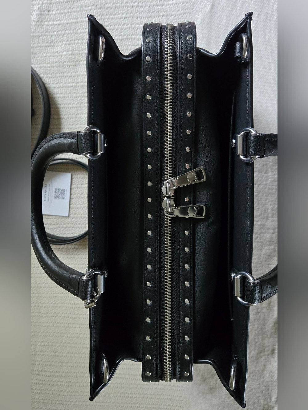 Coach Rivet Rogue 30 - Picture 6 of 13